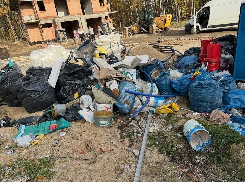 Wywóz Gabarytów, Opróżnianie pomieszczeń, strychów, garaży