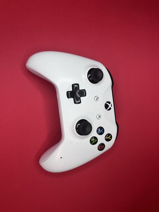 Продаю геймпад Xbox One