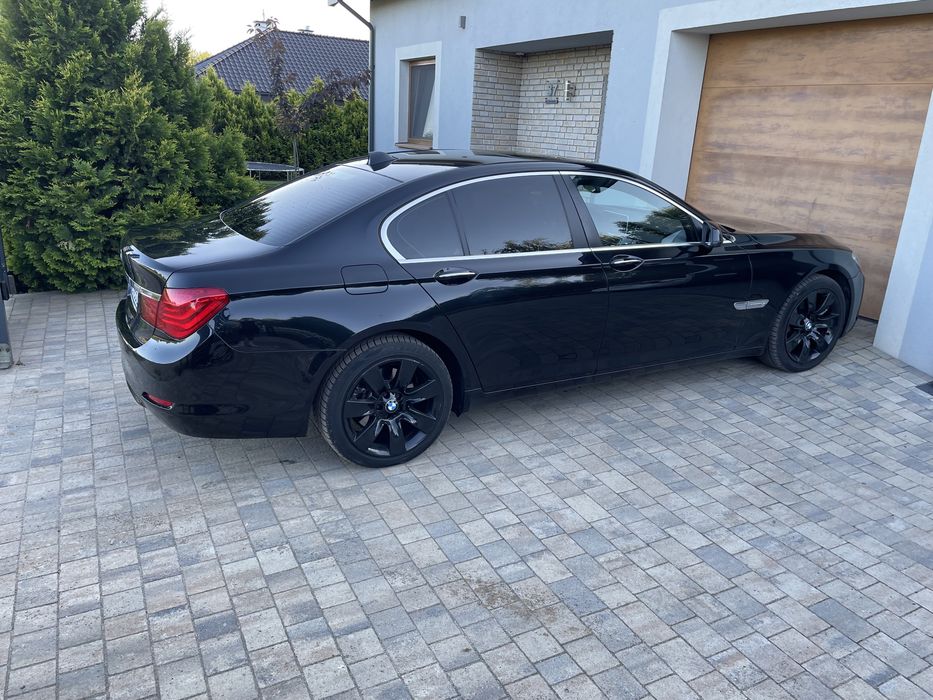 Bmw Seria 7 730d 3.0 245KM