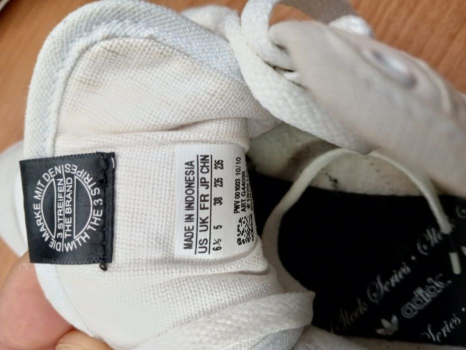 Buty  adidas  rozmiar 38