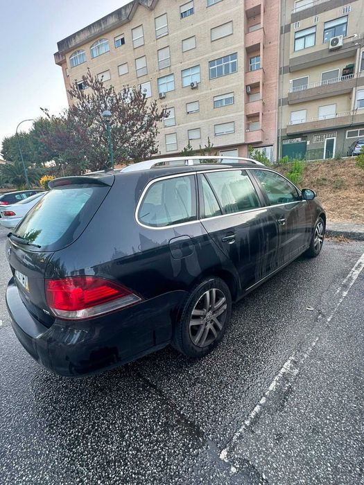 Automóvel Volkswagen Golf TDI
