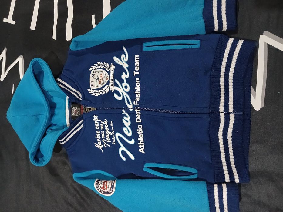 Взуття та речі, підліткові, жіночі та чоловічі