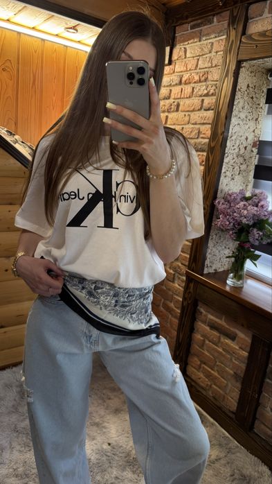 Жіноча футболка Calvin Klein