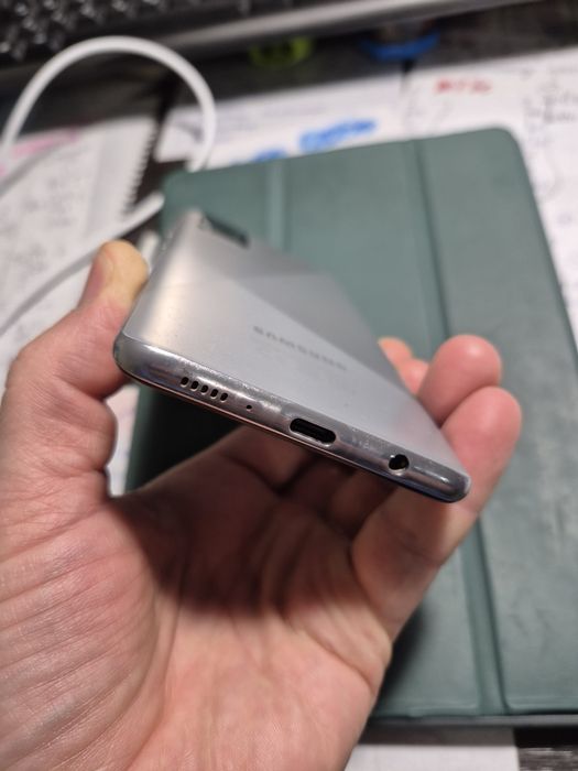 телефон Samsung A51