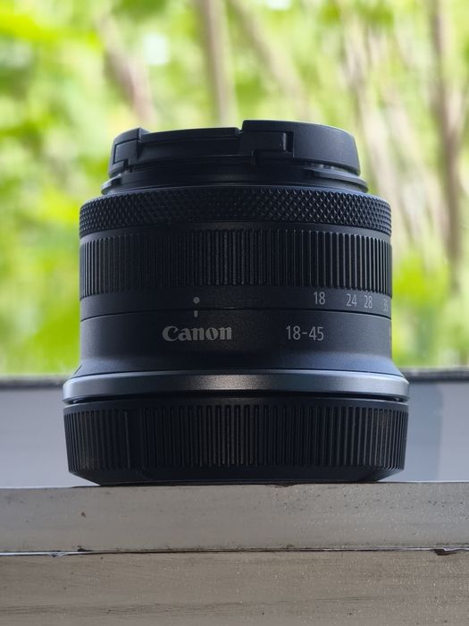 CANON RF-S 18-45mm F4.5-6.3 IS STM