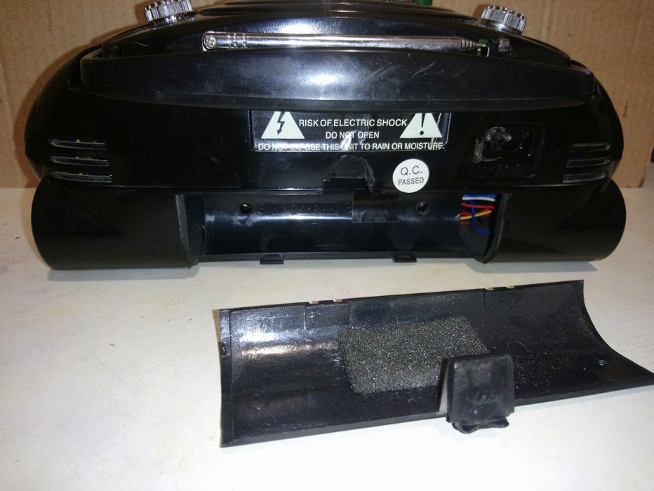 Радио магнитола,  сувенирное.  из 90х Китай.  С цветомузыкой.