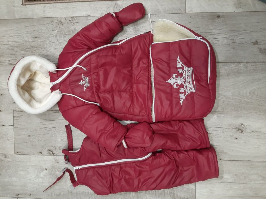 Зимовий комбінезон для дівчинки