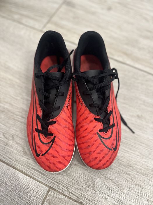 Футбольні бутси Nike Phantom 38р