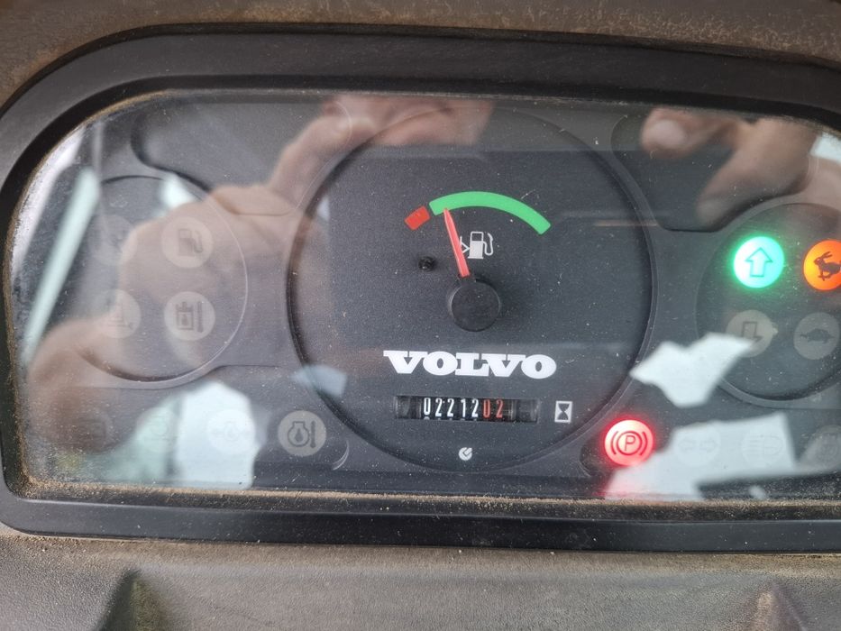 Pá carregadora volvo L25 F