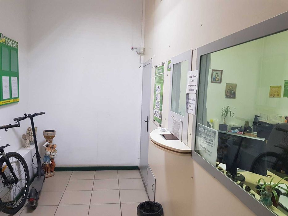 нежитлове приміщення м. Кам'янка-Бузька (центр)