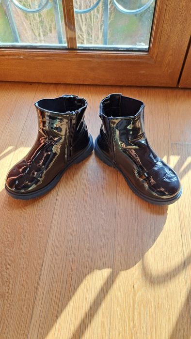 2 pares de Botas de menina número 34