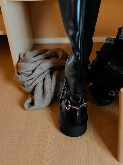 Piękne kozaczki rozmiar 39.