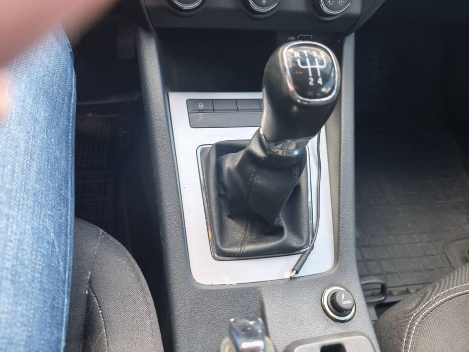Продам машину Skoda Octavia , 1,6 , 2019 года