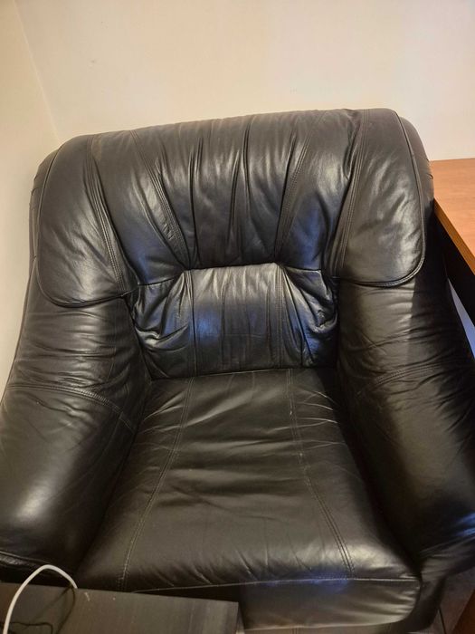 Cadeirão \ Sofa indivídual em pele