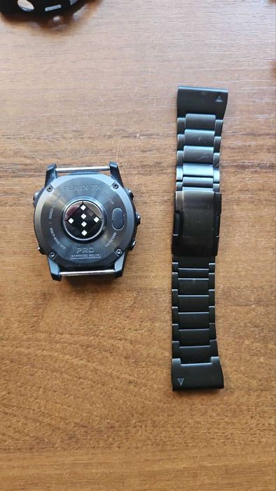 Смарт-годинник Garmin Fenix 7 Pro Sapphire Solar