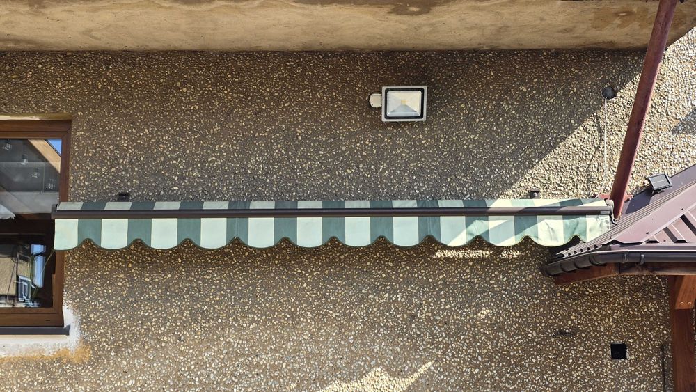 Markiza tarasowa elektryczna przyścienna balkonowa 3,3x3,2m +2 piloty