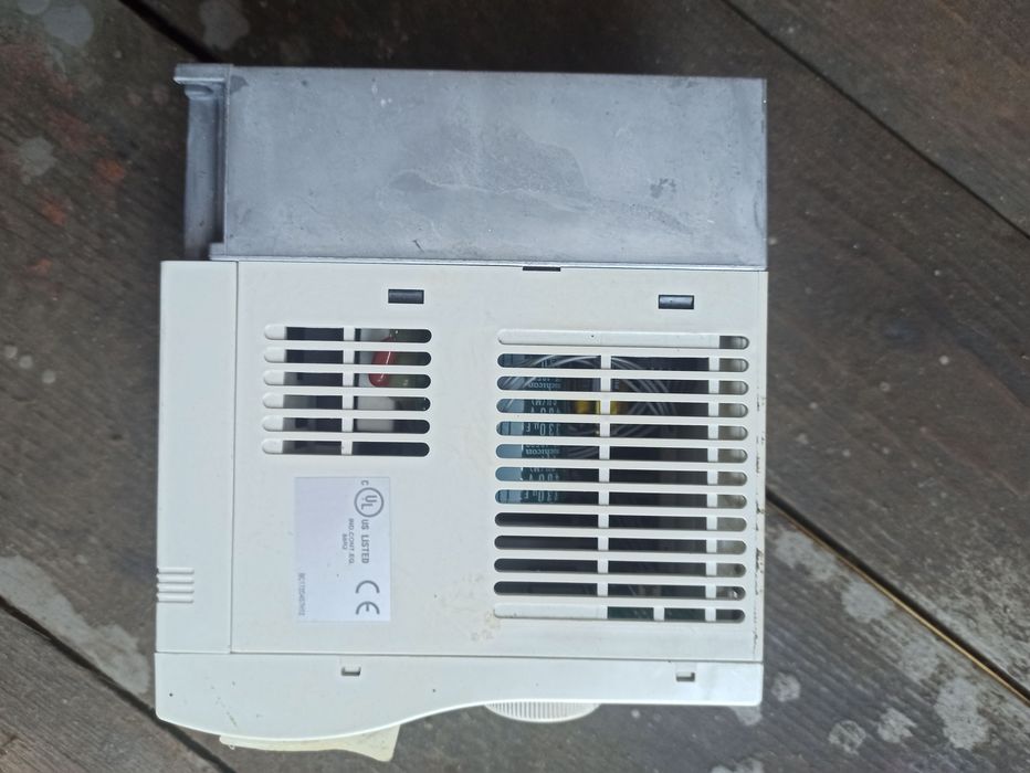 Частотник, частотний перетворювач Mitsubishi S500_FR-S520SE-0,4K-EC