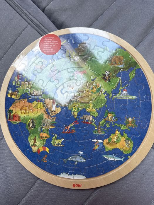 Okrągłe dwustronne puzzle drewniane Goki mapa świata