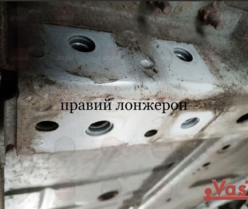 Фаркоп Ніссан Ліф першого та другого покоління