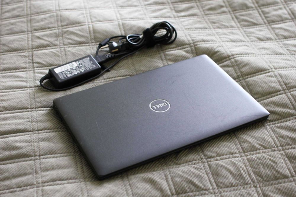 DELL 3520/2022г/i5-1135G7 8х!/Видео 4GB/16GB/1TB/АКБ5ч/15.6 ips FHD