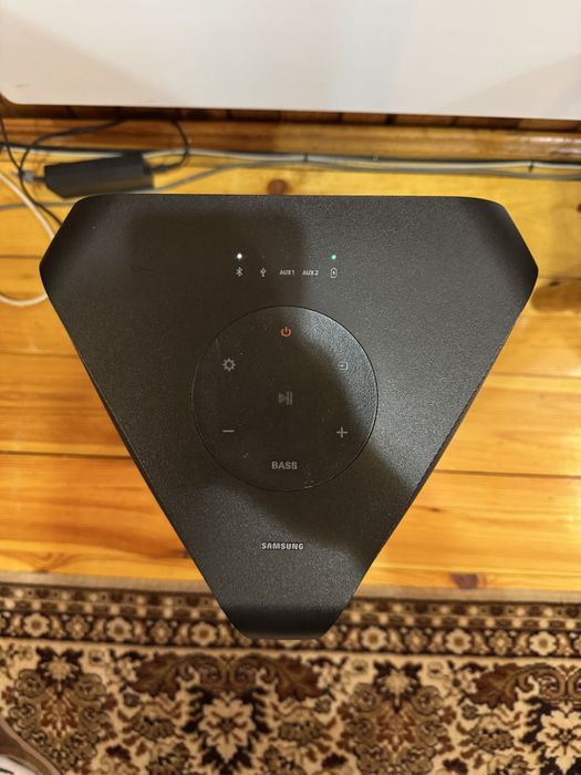 Мобільна акустична система Samsung Sound Tower MX-ST40B