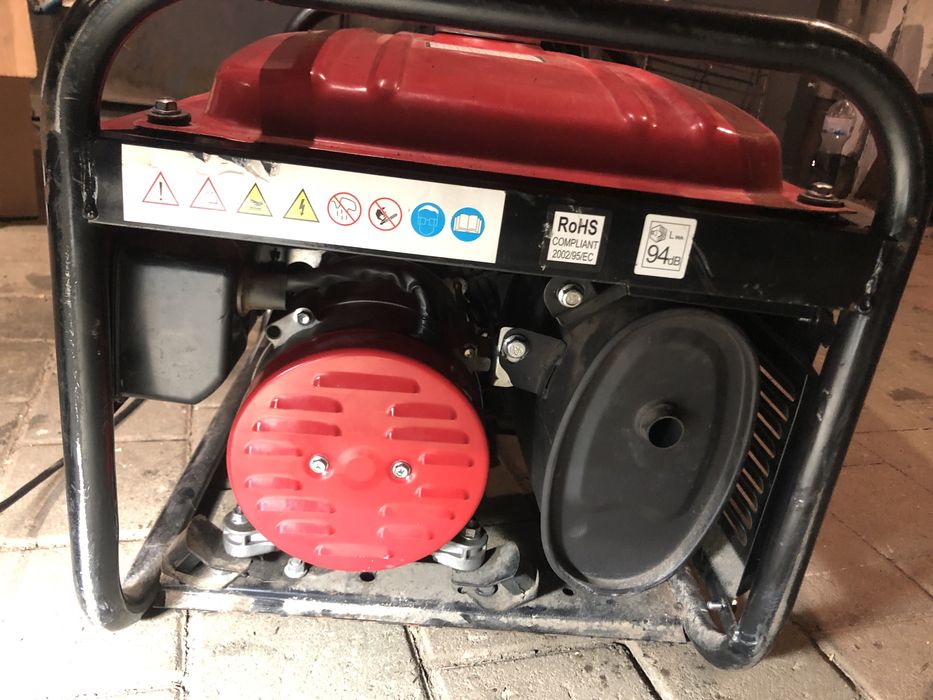 Генератор 2.5квт