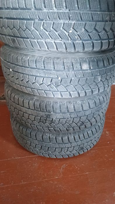 Комплект коліс 175/70R13