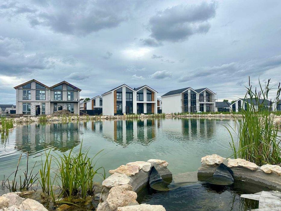 Котедж з документами 100 м² в котеджному містечку з озером, біля Десни