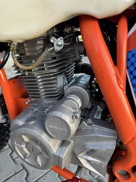 Мотоцикл  як новий   Geon Terra X 250 эндуро кросс питбайк