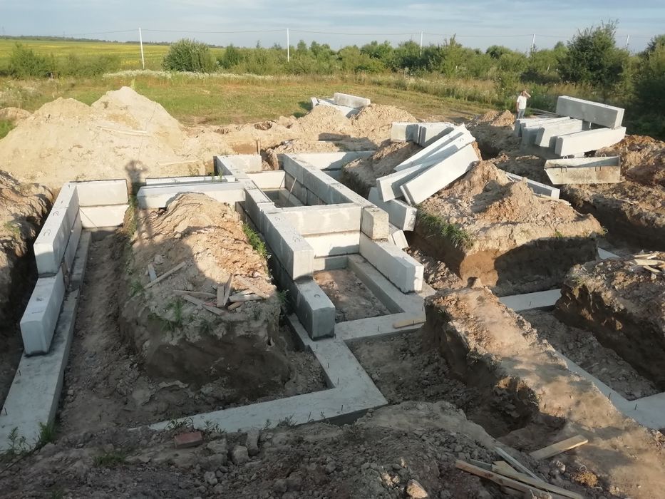 Монолітне перекриття. Бетонні роботи. Фундаменти, сходи, армування.