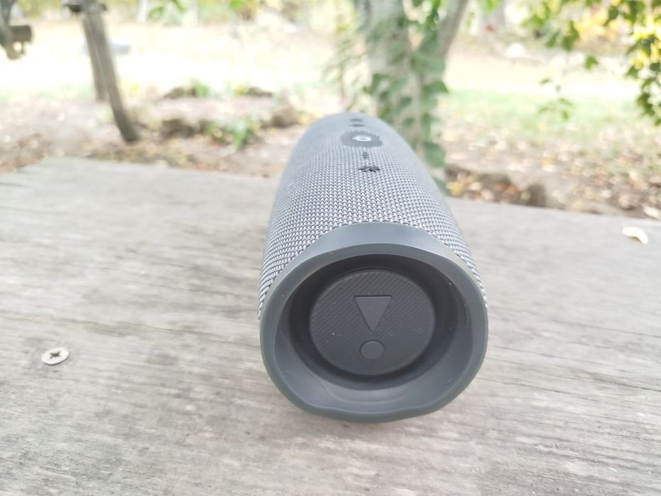 jbl charge еssential 2