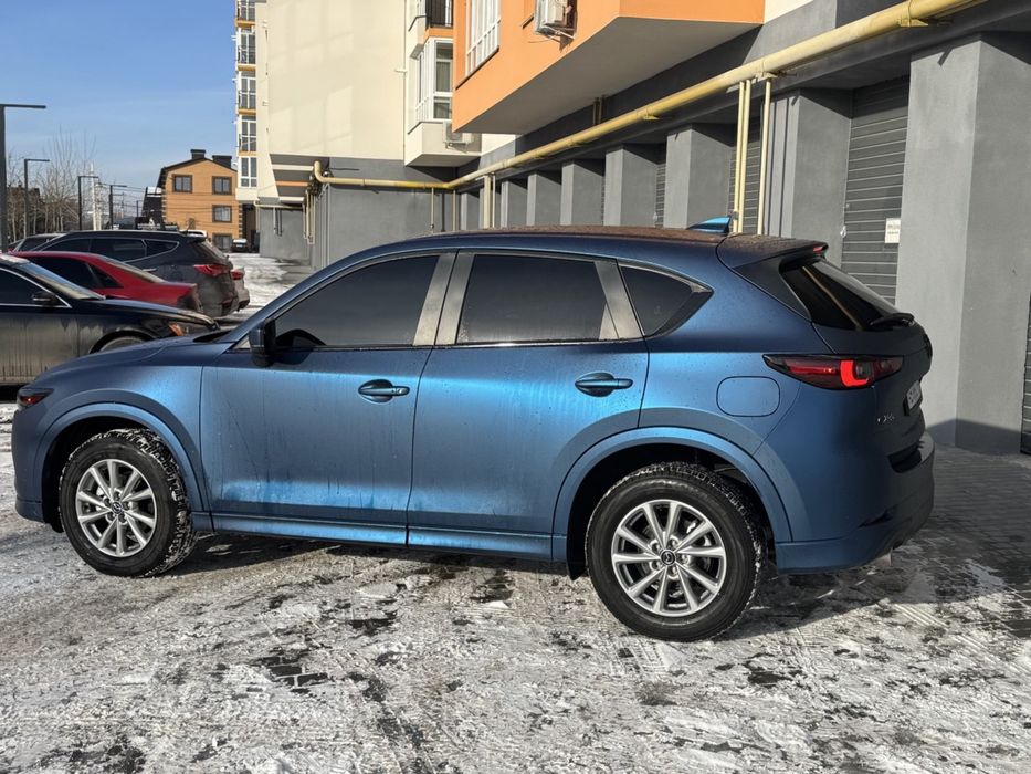 Продам Мазду сх5 2024