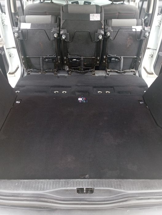 ТЕРМІНОВО. Продам Рено Сценік економний дизель.