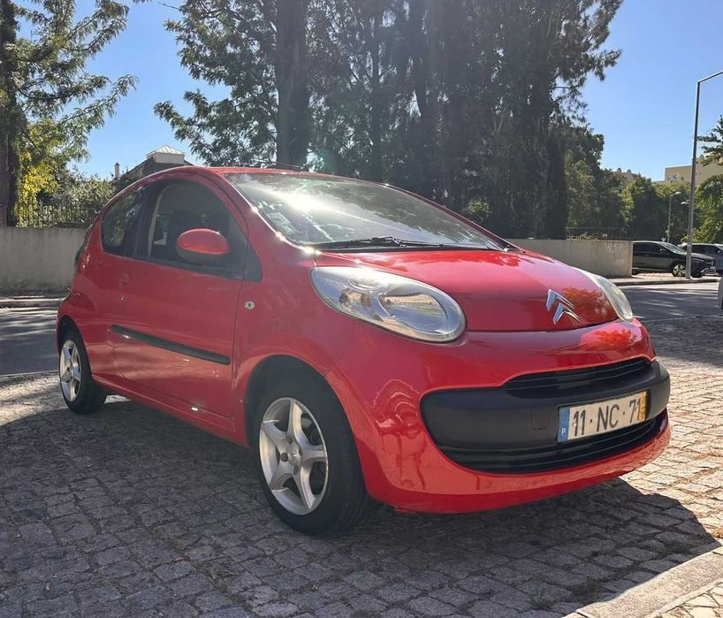 Citroën C1 diesel vermelho Ferrari