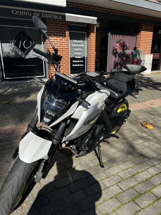 CF MOTO 650 NK 4000 km