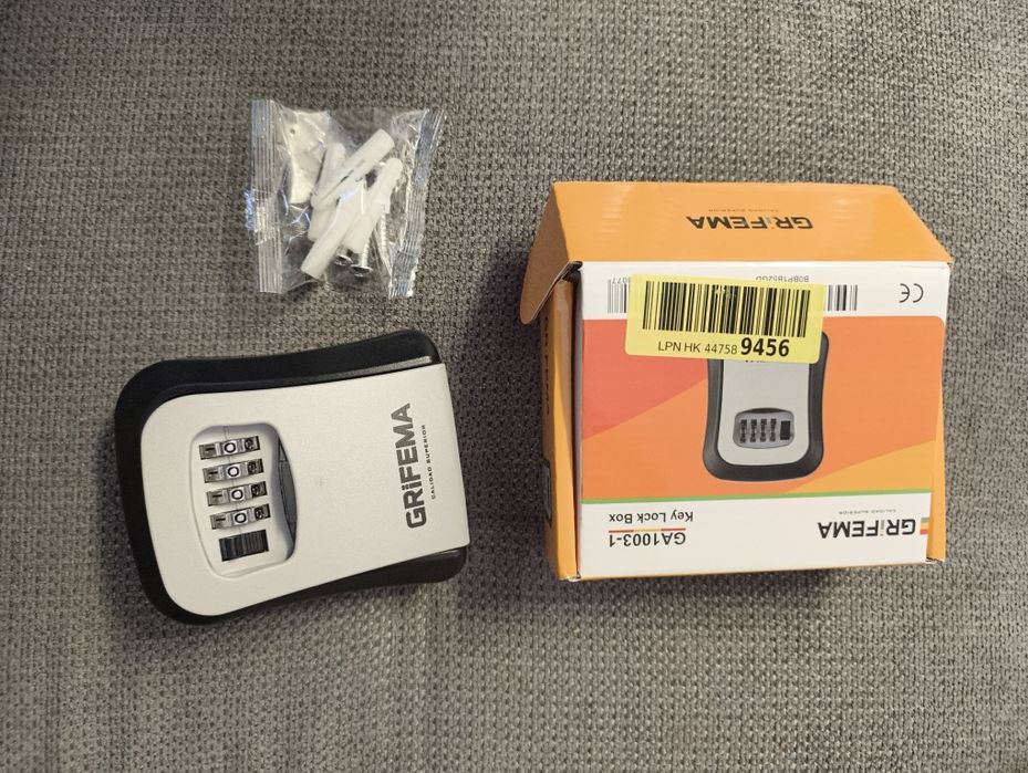 Skrzynka na klucze z kodem