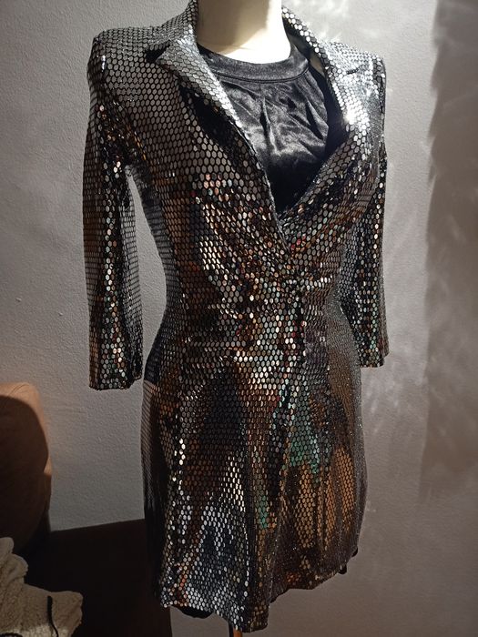Vestido/Blazer prateado para o réveillon NOVO