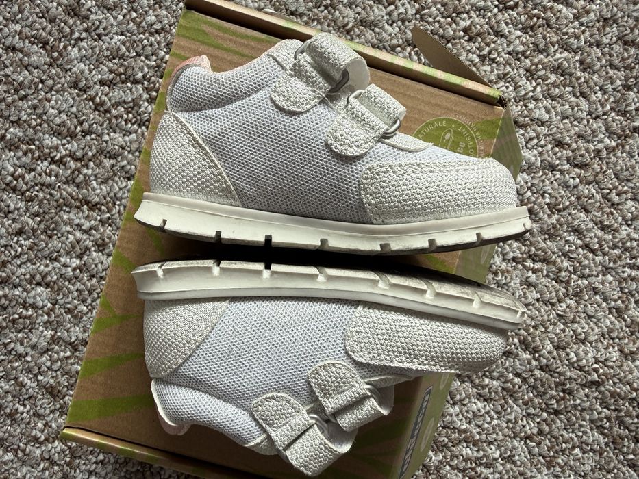 Кросівки дитячі CHICCO 19р