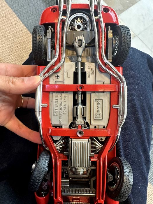 Ferrari 250 Testa Rossa 1957 – 1:18 Bburago model - Collector