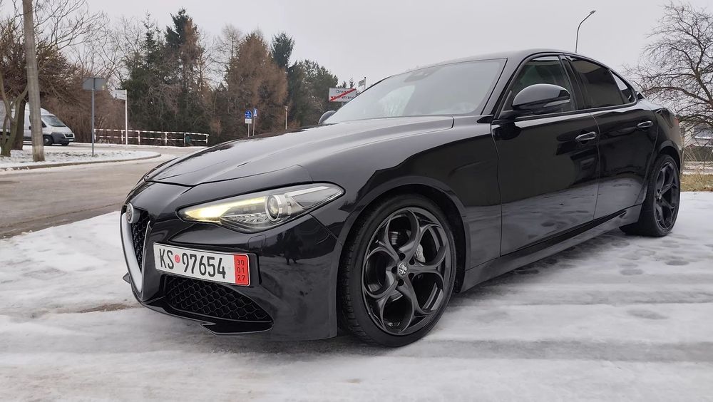 Alfa Romeo Giulia Pekna Alfa 2.2 d 150km Xseno LED NAVI Bezwypadkowa