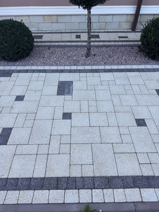 Бруківка Гармонія