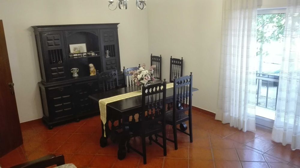 Aluga-se quarto em Évora