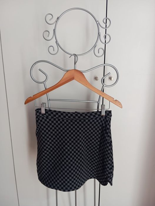 Saia calção tecido extensível Zara