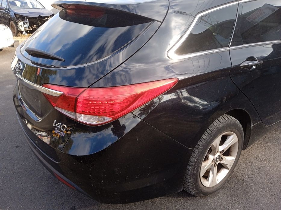 hyundai i40 NKA kombi drzwi prawe przód Ładne do założenia wysyłka