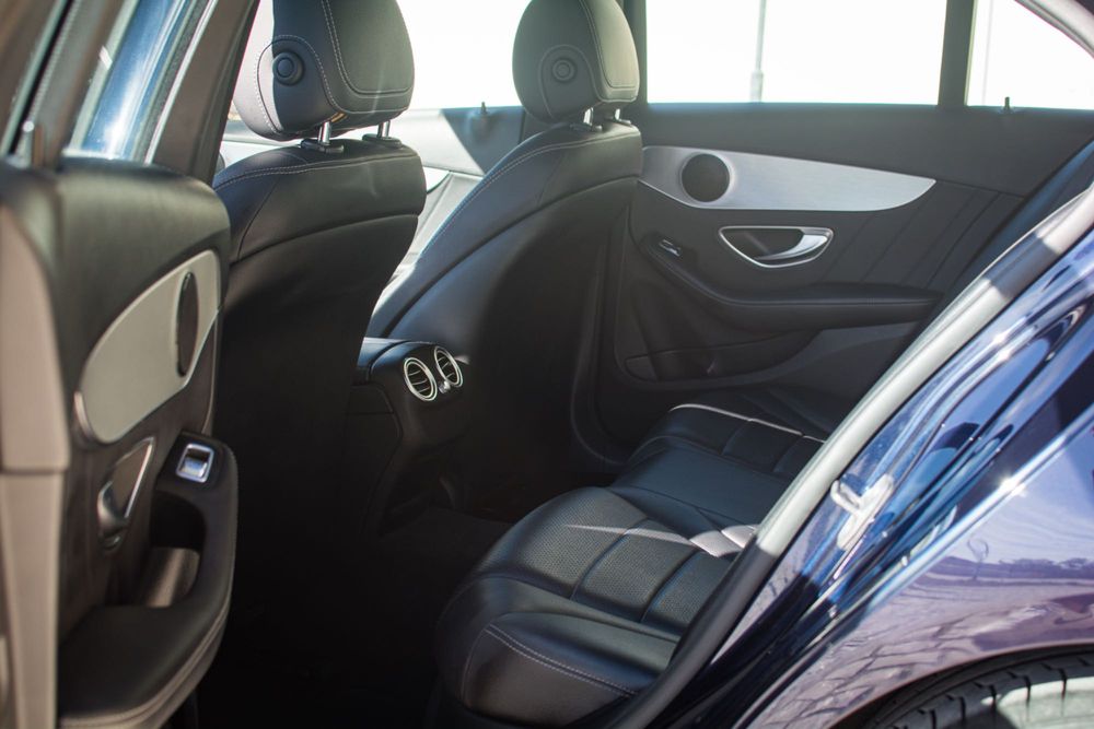 MERCEDES BENZ C300h AMG - Nacional