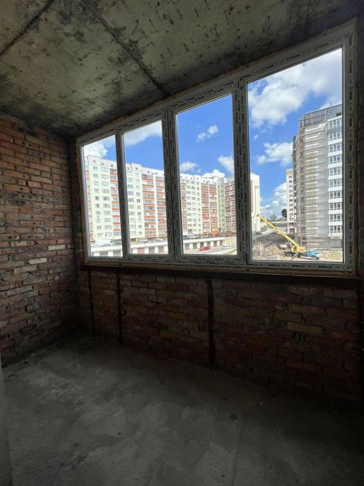 Однокімнатна новобудова, Кармелюка