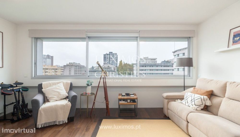 Apartamento T2, para arrendamento, na Boavista, Porto