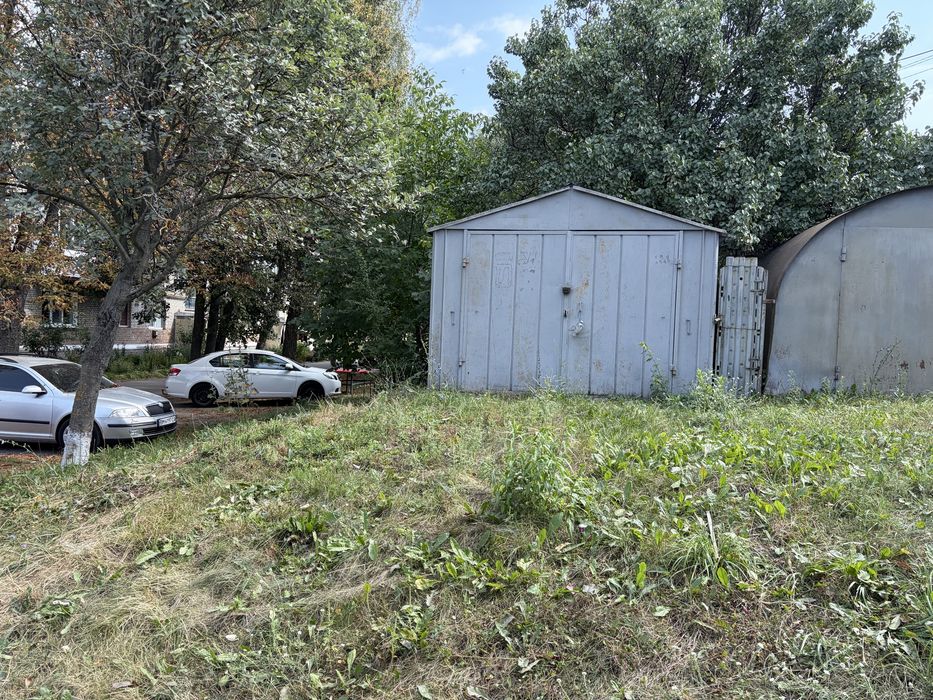 Продам  гараж пр ул.Лисового 35 дом