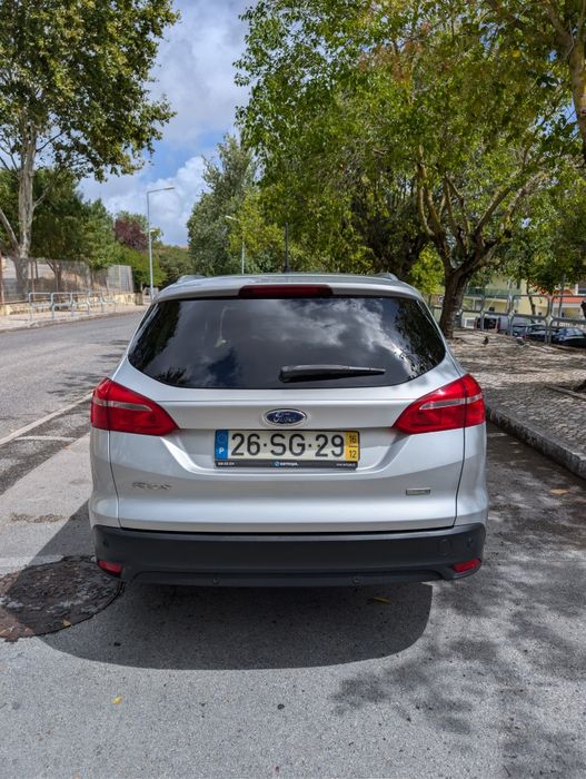 Ford Focus SW 1.0 EcoBoost 125cv | Automático | Correia Nova