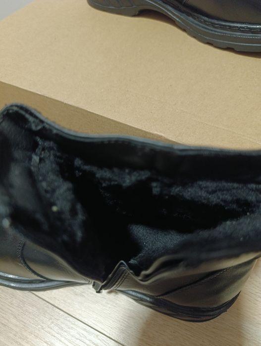 Buty męskie trzewiki ocieplane skóra za kostkę czarne 43 skórzane botk